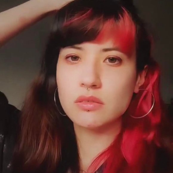 Meet your Posher, Phoebe - Picture 1 of 1